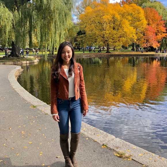 Meet your Posher, Ellie - Picture 1 of 1